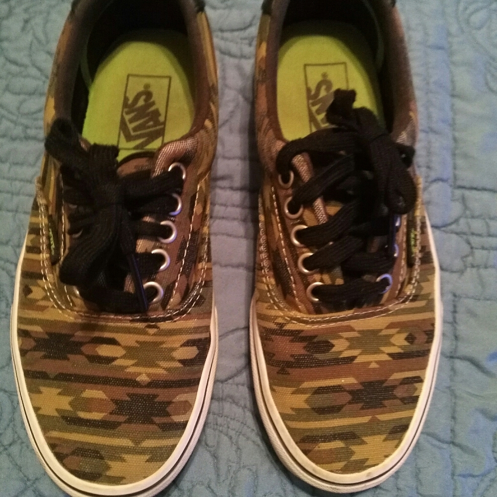 Camo Southwest Design Vans Unisex